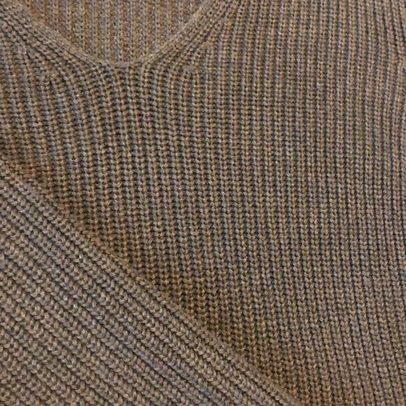Jcrew oversized vneck sweater - Picture 3 of 3